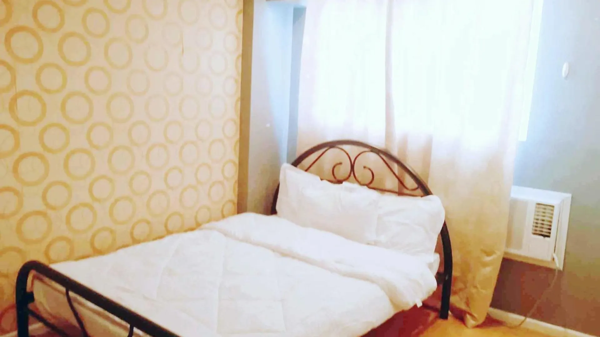Apartment John & Jazz Staycation Manila